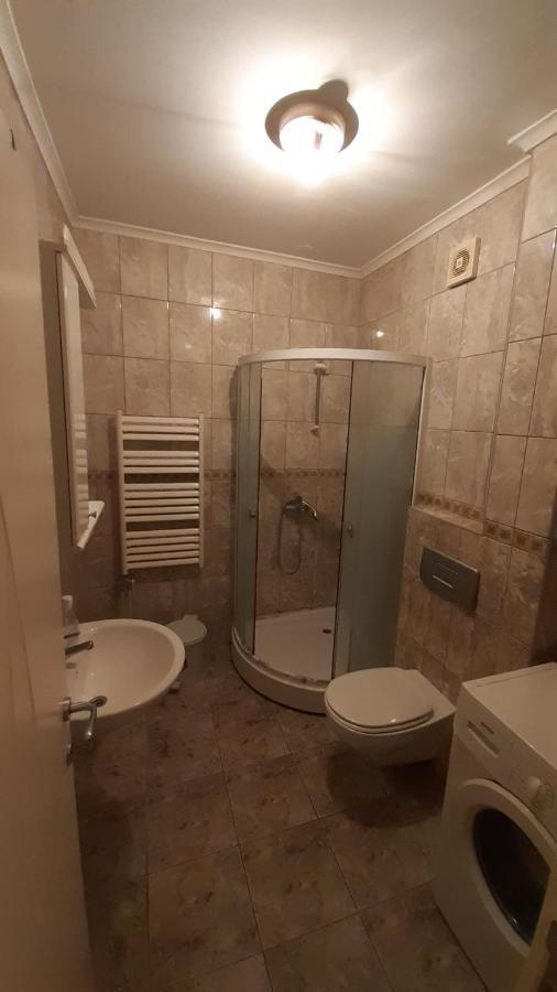 Sirmijum Hause Lägenhet Sremska Mitrovica Exteriör bild
